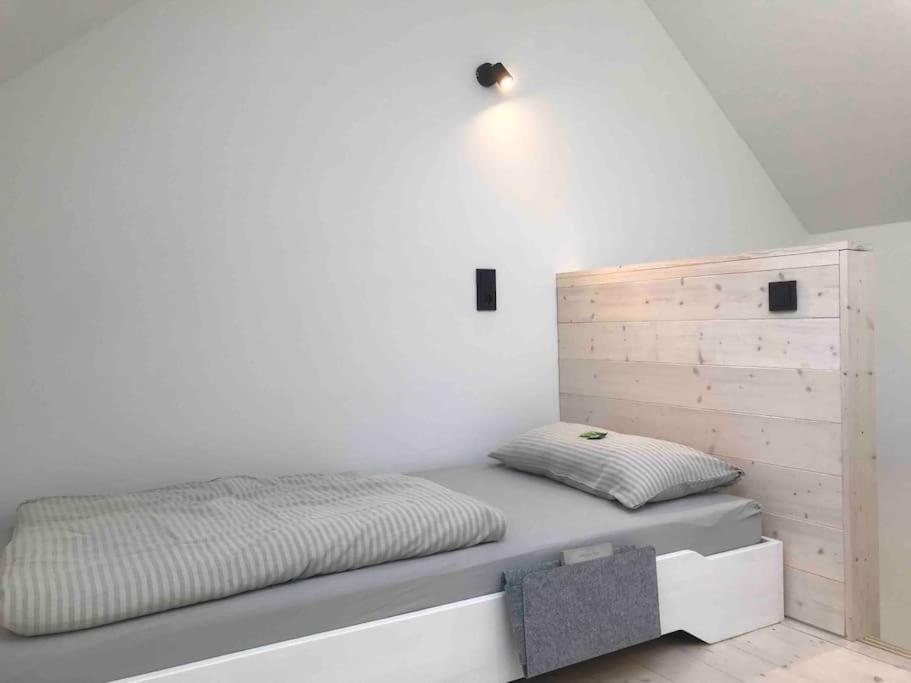 Immerath Eifelhausaufzeit-Vulkaneifel-Architekten-Chalet Mit Sauna Im Vulkankrater מראה חיצוני תמונה